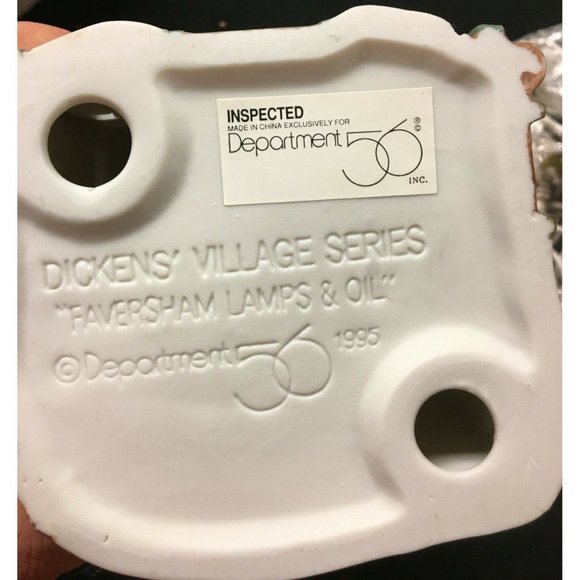 Dept 56 Dickens Village "Faversham Lamps & Oil" Lights Up - Picture 5 of 8